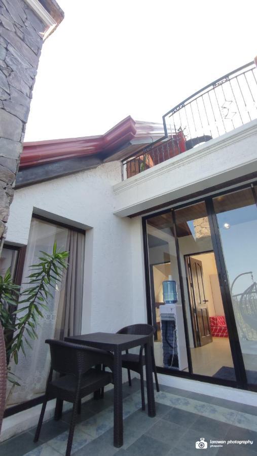 El Castillo Bed And Breakfast Angono Exterior photo